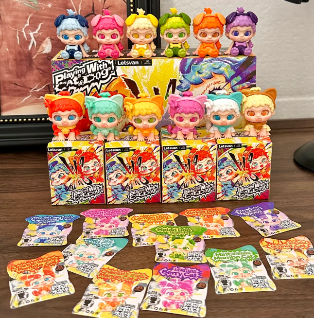 WAKUKU playing with Cats and Dogs Series