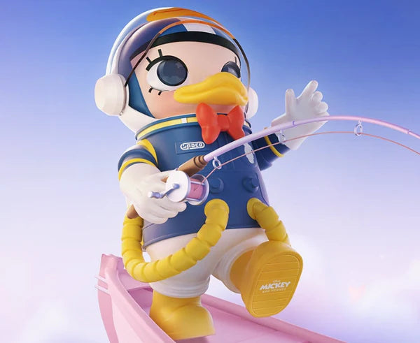 MEGA SPACE MOLLY 400% Figure