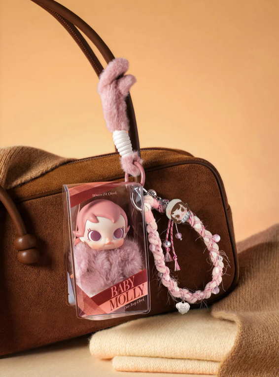 Baby Molly Winter Fit Check Series-Lanyard