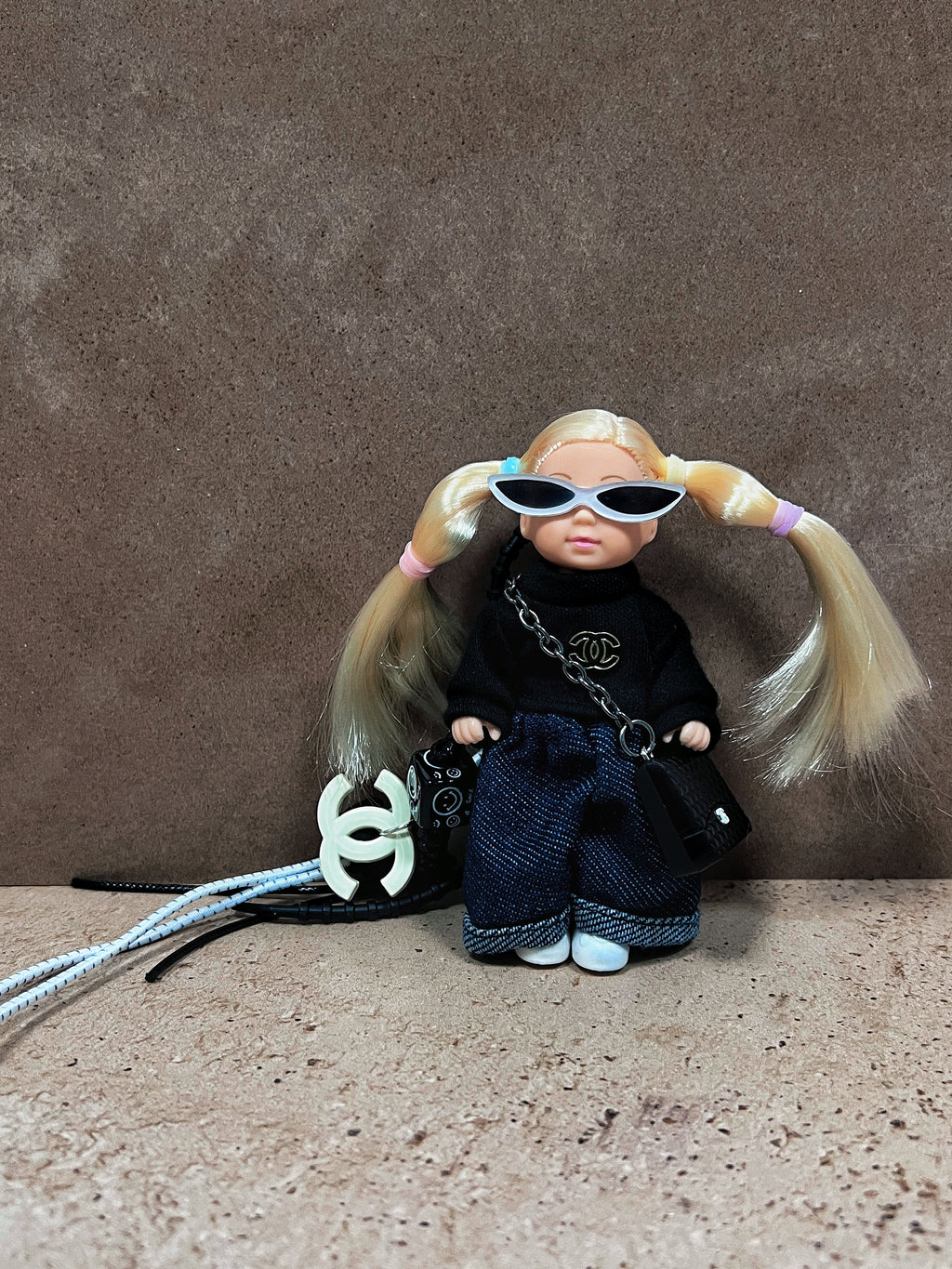 Barbie accessory pendant